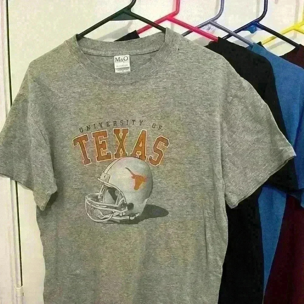 Men’s Medium Printed Tees - Picture 2 of 5